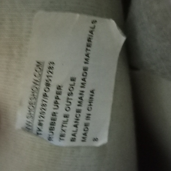 Black Winter Polka Dot Rain Boots with Glossy Finish and Stylish Design - Picture 5 of 5